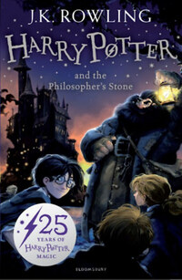 J. K. Rowling: Harry Potter and the Philosopher's Stone -  (Könyv)
